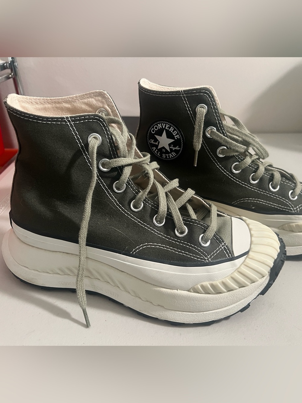 Converse Run Star Hike High Top Sneakers - Olive Green/White